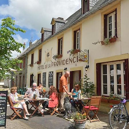 Auberge De La Providence Saint-Donat エクステリア 写真