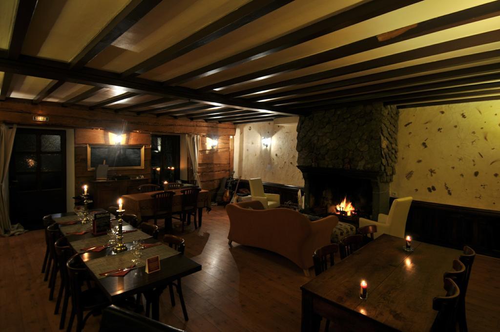 Auberge De La Providence Saint-Donat エクステリア 写真