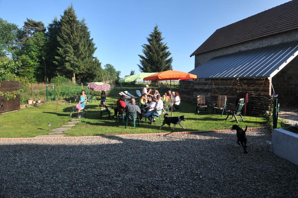 Auberge De La Providence Saint-Donat エクステリア 写真