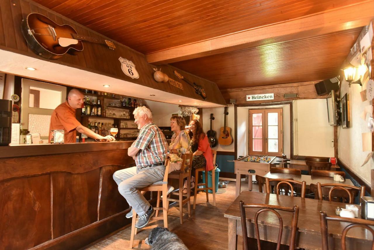 Auberge De La Providence Saint-Donat エクステリア 写真